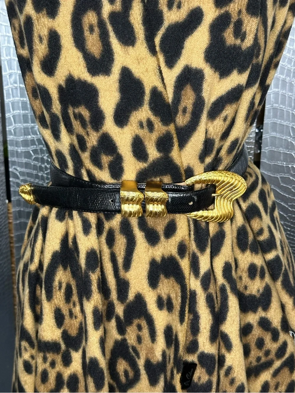 Odiva Leopard Print Shawl Wrap in Tan and Black